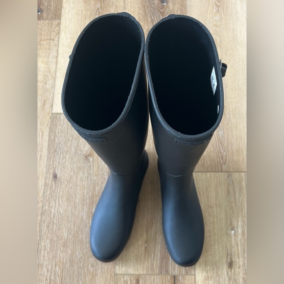 Hunter Original Refined Black Matte Tall Rain Boots Waterproof NEW - Picture 2 of 7